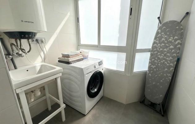 Herverkoop - Appartement / flat - Torrevieja - Playa del Cura