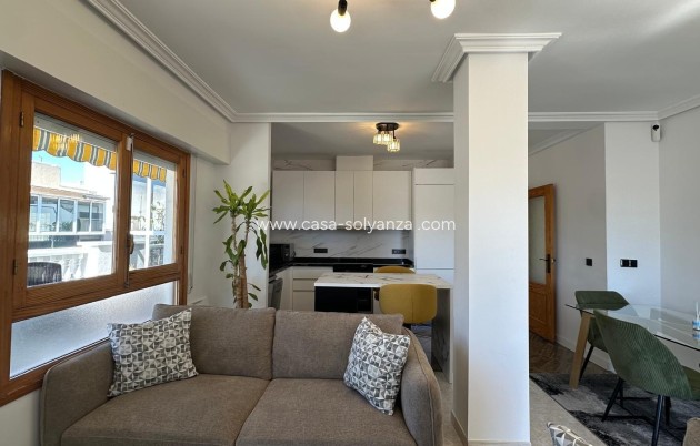 Herverkoop - Appartement / flat - Torrevieja - Center