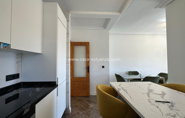 Herverkoop - Appartement / flat - Torrevieja - Center