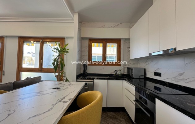 Herverkoop - Appartement / flat - Torrevieja - Center