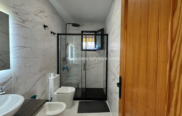 Herverkoop - Appartement / flat - Torrevieja - Center