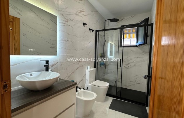 Herverkoop - Appartement / flat - Torrevieja - Center