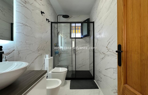 Herverkoop - Appartement / flat - Torrevieja - Center