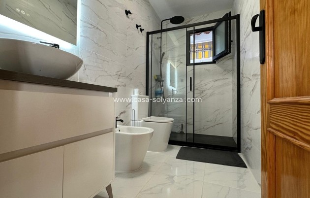 Herverkoop - Appartement / flat - Torrevieja - Center