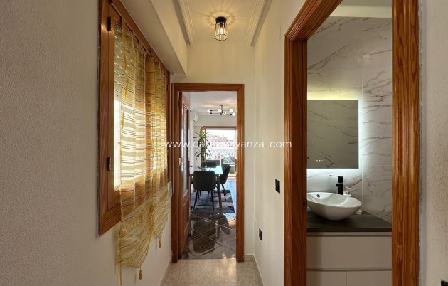 Herverkoop - Appartement / flat - Torrevieja - Center