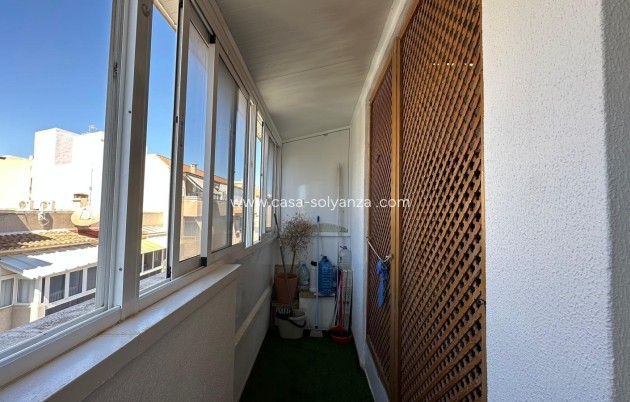 Herverkoop - Appartement / flat - Torrevieja - Center