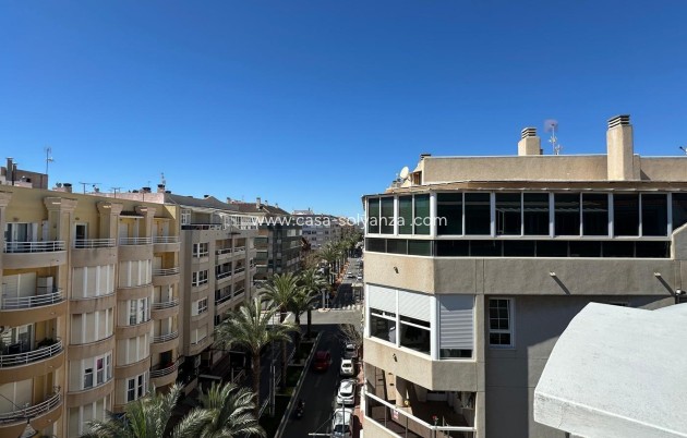 Herverkoop - Appartement / flat - Torrevieja - Center