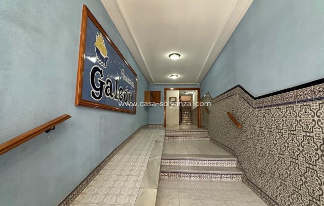 Herverkoop - Appartement / flat - Torrevieja - Center