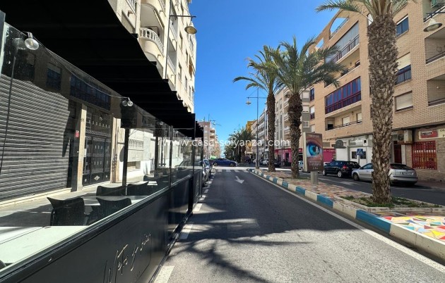 Herverkoop - Appartement / flat - Torrevieja - Center