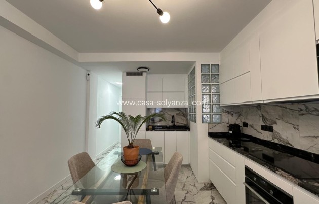 Herverkoop - Appartement / flat - Torrevieja - Playa del Cura