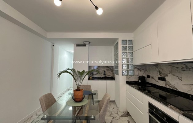 Herverkoop - Appartement / flat - Torrevieja - Playa del Cura