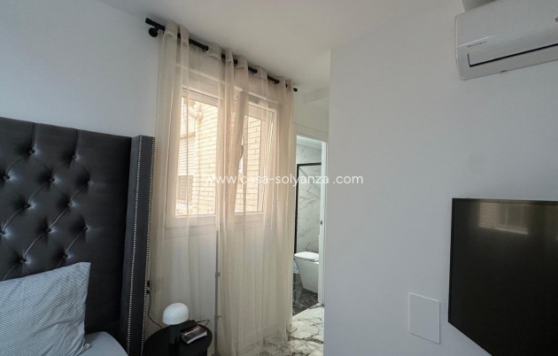 Herverkoop - Appartement / flat - Torrevieja - Playa del Cura