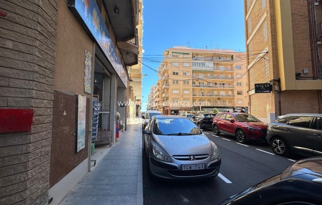 Herverkoop - Appartement / flat - Torrevieja - Playa del Cura