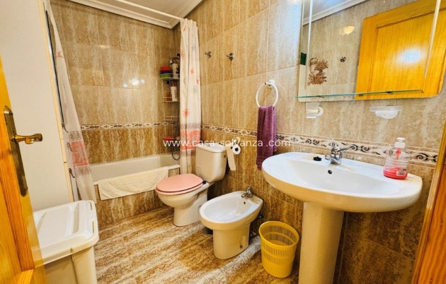 Resale - Apartment / flat - La Mata - Costa Blanca