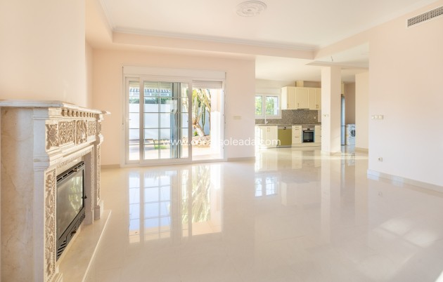 Reventa - Villa - Orihuela Costa - Cabo Roig