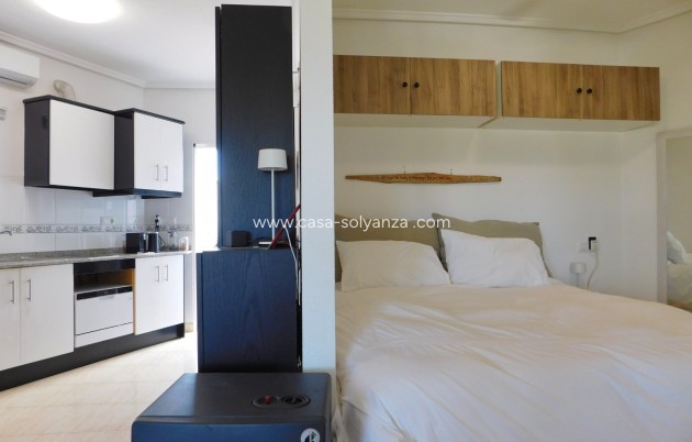 Alquiler a largo plazo - Apartamento / piso - San Miguel de Salinas - San Miguel Salinas