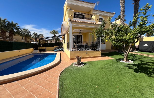 Herverkoop - Villa - ORIHUELA COSTA - Los Dolses