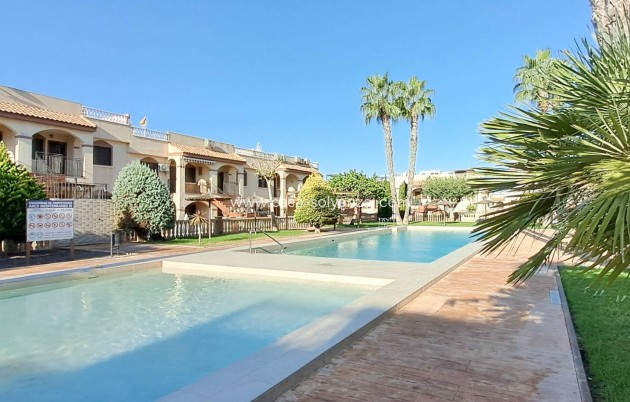 Herverkoop - Appartement / flat - Torrevieja - Parque Acuático - Sector 25