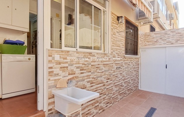 Herverkoop - Appartement / flat - Torrevieja - Parque Acuático - Sector 25