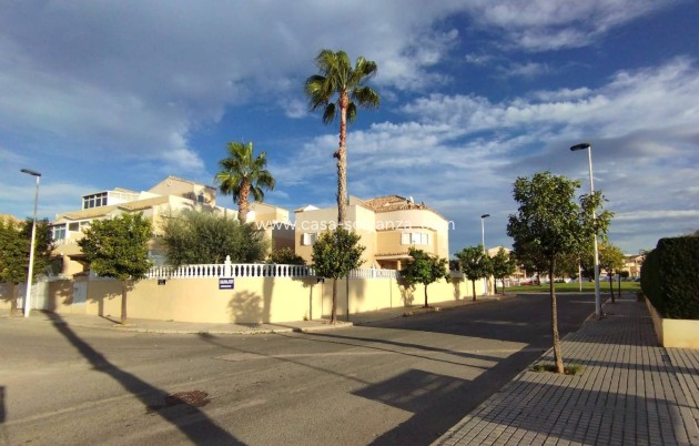 Reventa - Villa - Torrevieja - La Siesta
