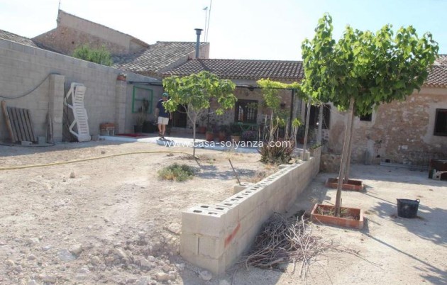 Resale - Country Property/Finca - Pinoso - Inland