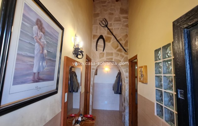 Resale - Country Property/Finca - Pinoso - Inland