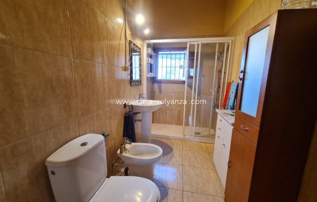 Resale - Country Property/Finca - Pinoso - Inland