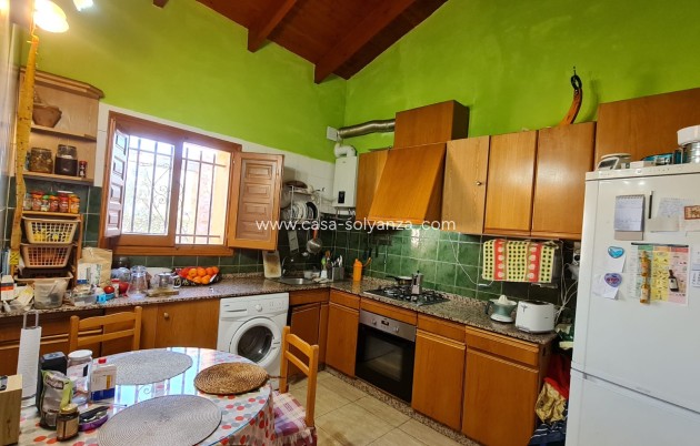 Resale - Country Property/Finca - Pinoso - Inland