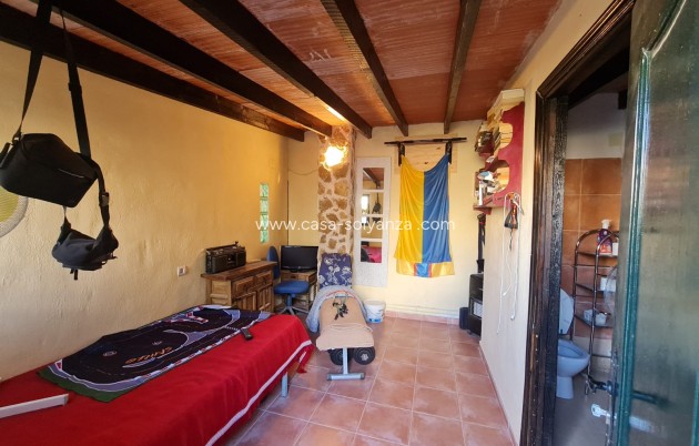 Resale - Country Property/Finca - Pinoso - Inland