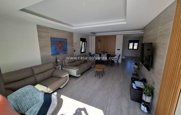 Herverkoop - Villa - Torrevieja - Los Balcones