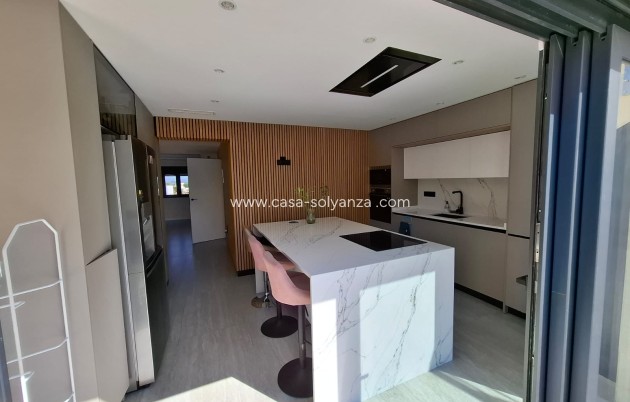 Herverkoop - Villa - Torrevieja - Los Balcones