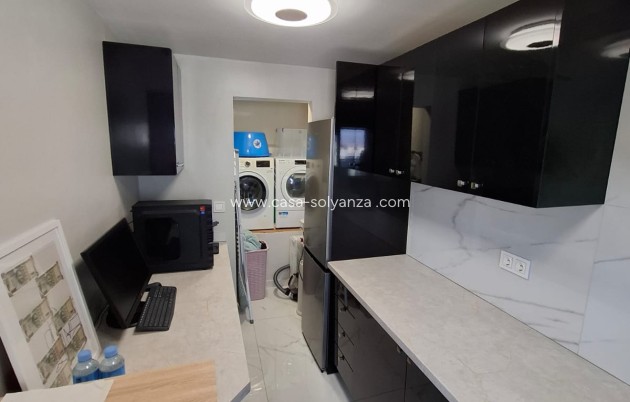 Herverkoop - Villa - Torrevieja - Los Balcones