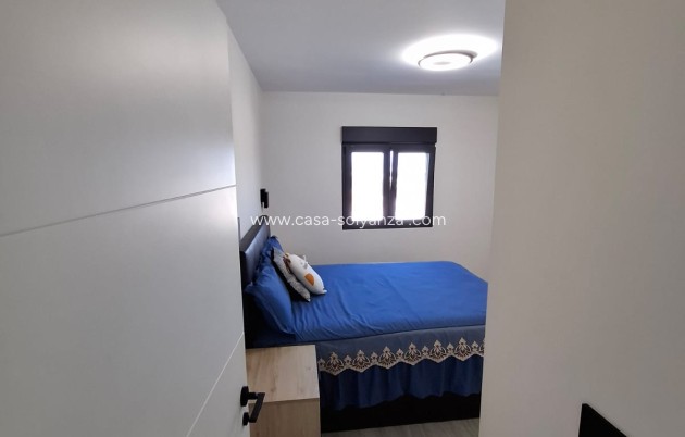 Herverkoop - Villa - Torrevieja - Los Balcones