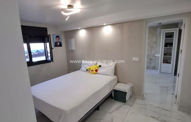 Herverkoop - Villa - Torrevieja - Los Balcones