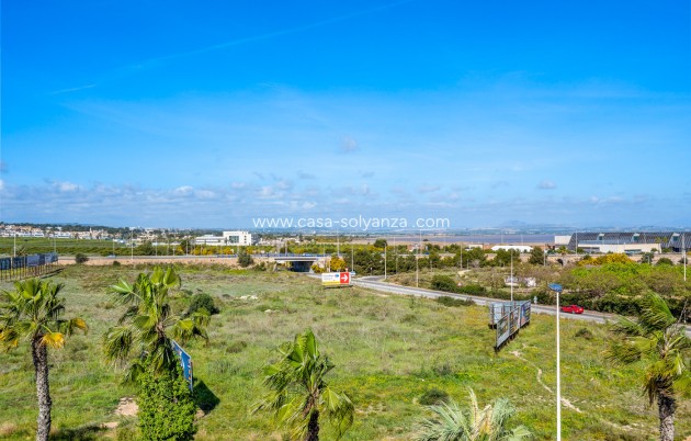 Resale - Apartment / flat - Torrevieja - La veleta