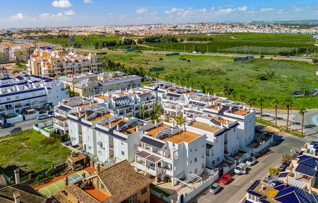 Resale - Apartment / flat - Torrevieja - La veleta