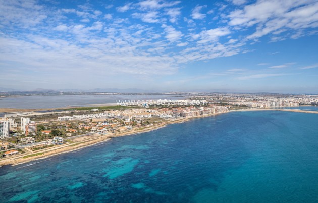 Resale - Apartment / flat - Torrevieja - La veleta