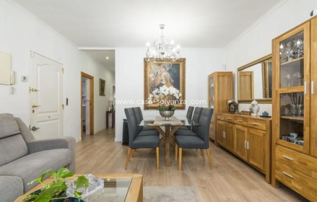 Herverkoop - Villa - Elche