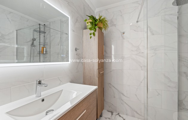 Resale - Apartment / flat - Torrevieja - Costa Blanca