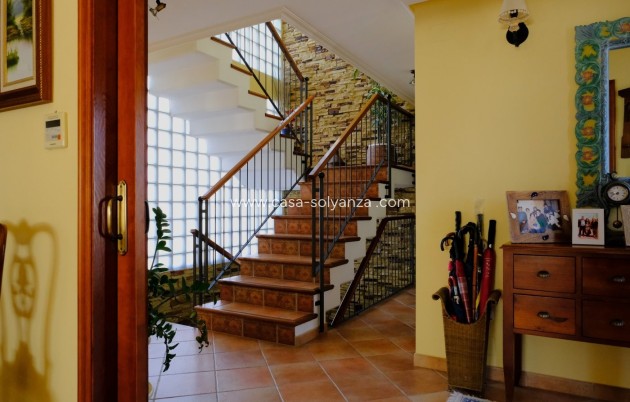 Resale - Country Property/Finca - Orihuela - Inland