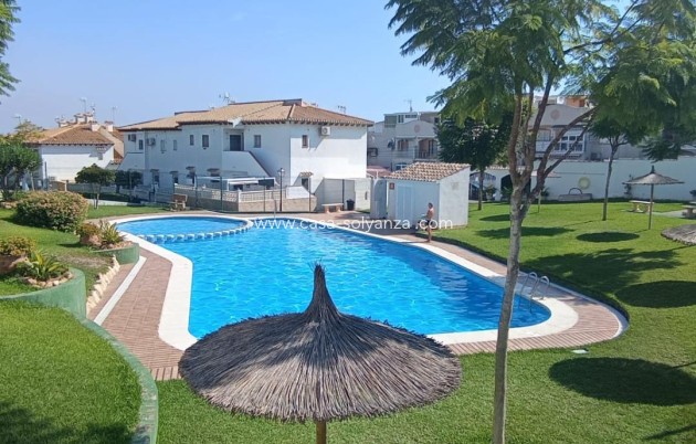 Herverkoop - Herenhuis - Torrevieja - Los Balcones