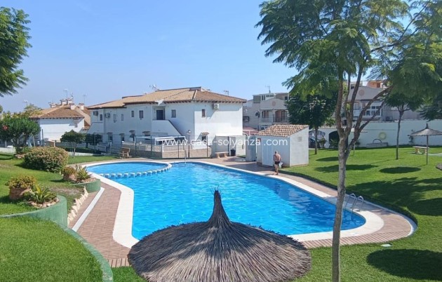 Herverkoop - Herenhuis - Torrevieja - Los Balcones