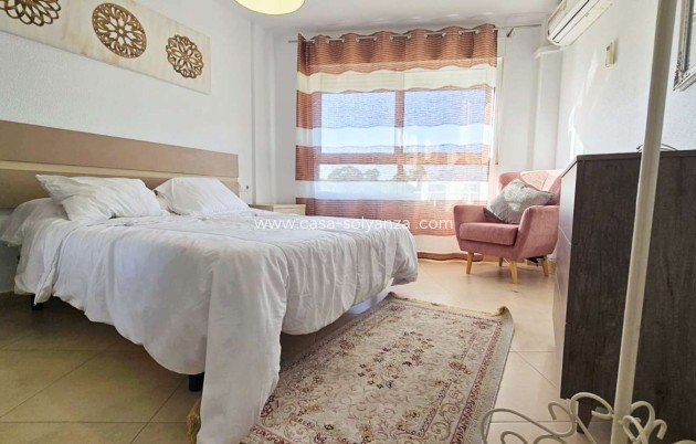 Herverkoop - Appartement / flat - Torrevieja - Puerto Deportivo