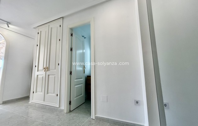 Herverkoop - Appartement / flat - Campoamor R-5