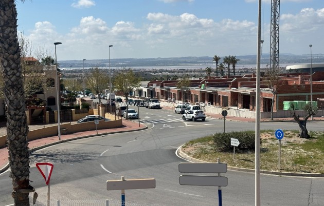 Herverkoop - Bungalow - Torrevieja - Aguas nuevas