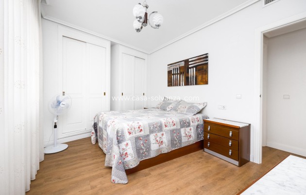 Wiederverkauf - Wohnung - Torrevieja - Center