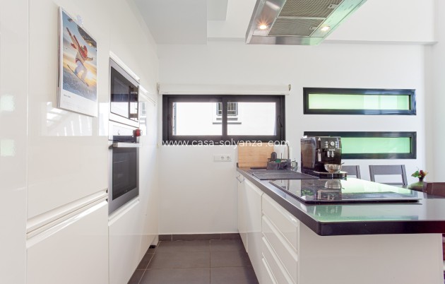 Herverkoop - Villa - Orihuela Costa - Costa Blanca