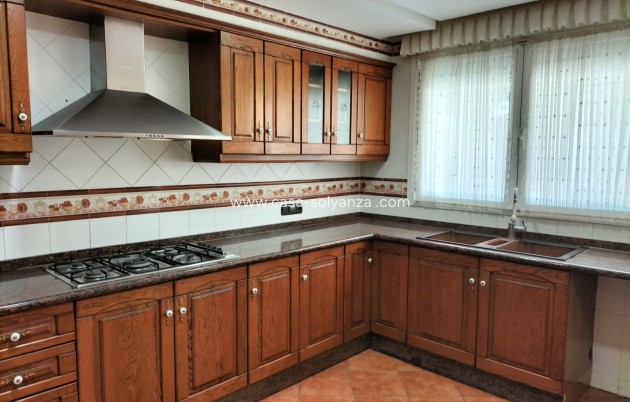 Resale - Villa - Elda - Inland