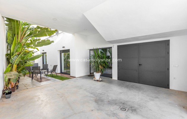 Resale - Villa - Ciudad Quesada