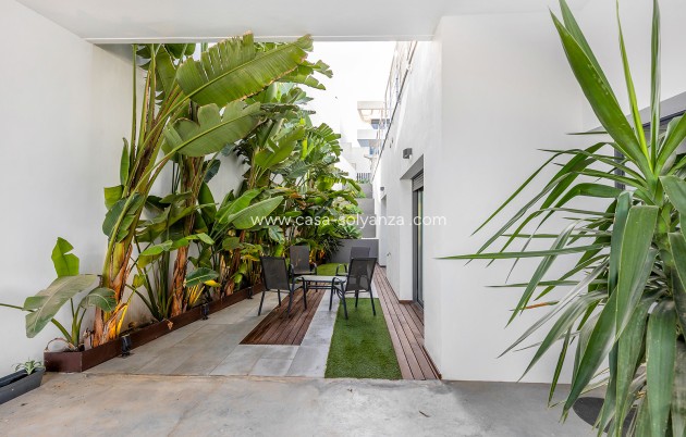 Resale - Villa - Ciudad Quesada